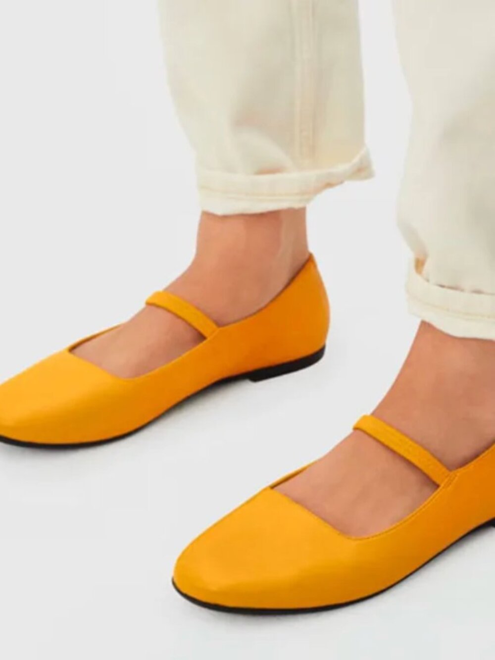 Everlane Day Mary Jane in Yellow, Size 6